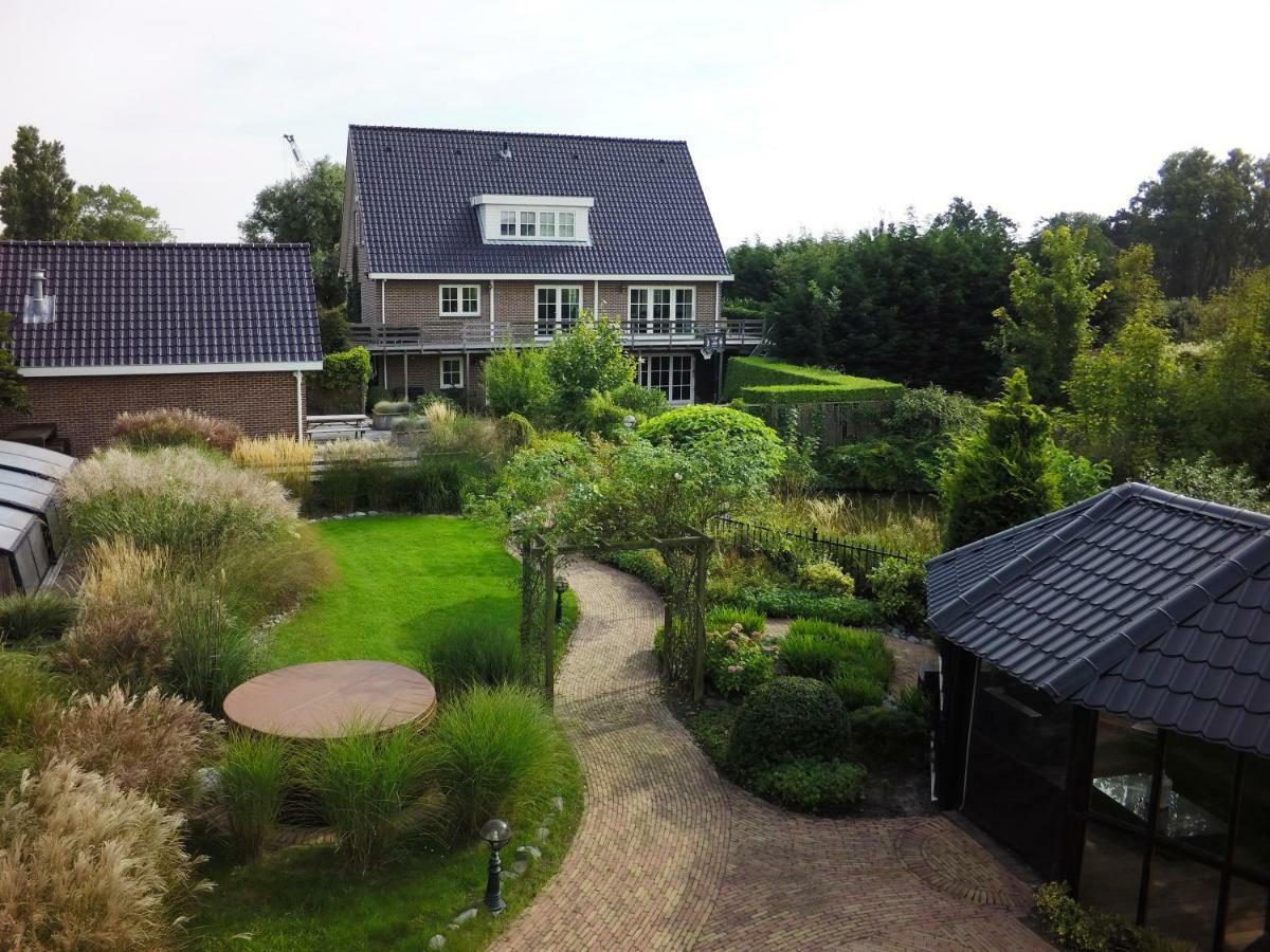 Harlingen Garden Apartment Midlum